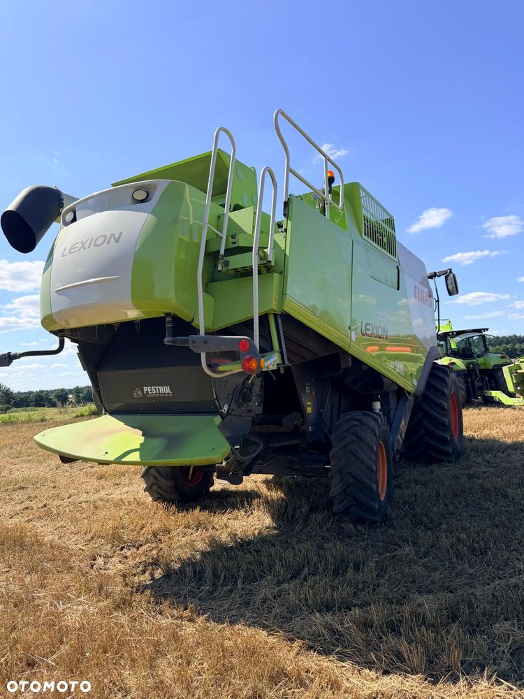 Claas LEXION 750 APS HYBRID - 7
