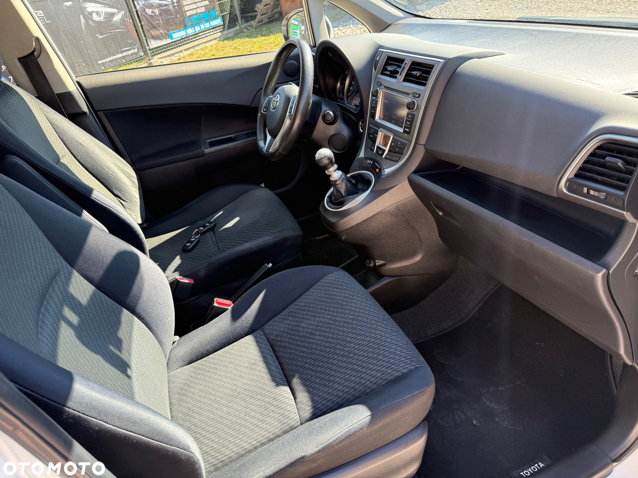 Toyota Verso S 1.4 D-4D Premium - 13