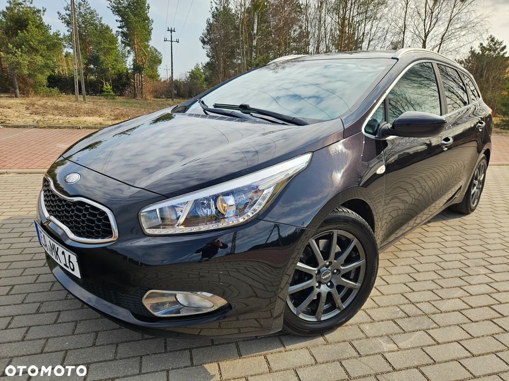 Kia Ceed 1.6 CRDi 136 ISG Platinum Edition - 1