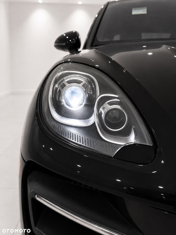 Porsche Macan Turbo PDK - 8