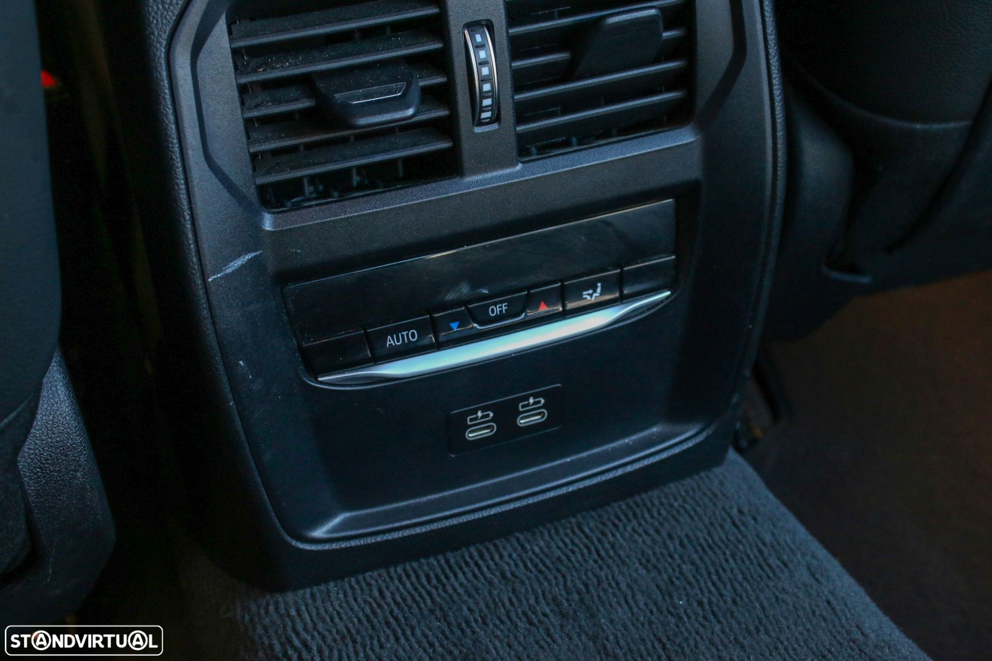 BMW 318 d Pack M Auto - 29
