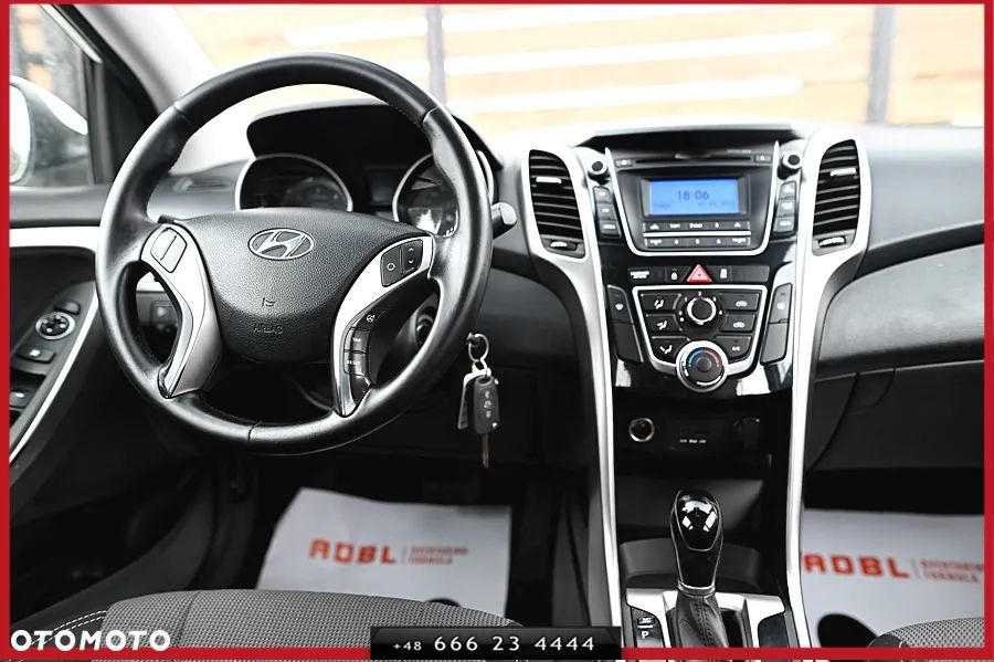 Hyundai i30 blue Kombi 1.6 CRDi DCT Passion - 18