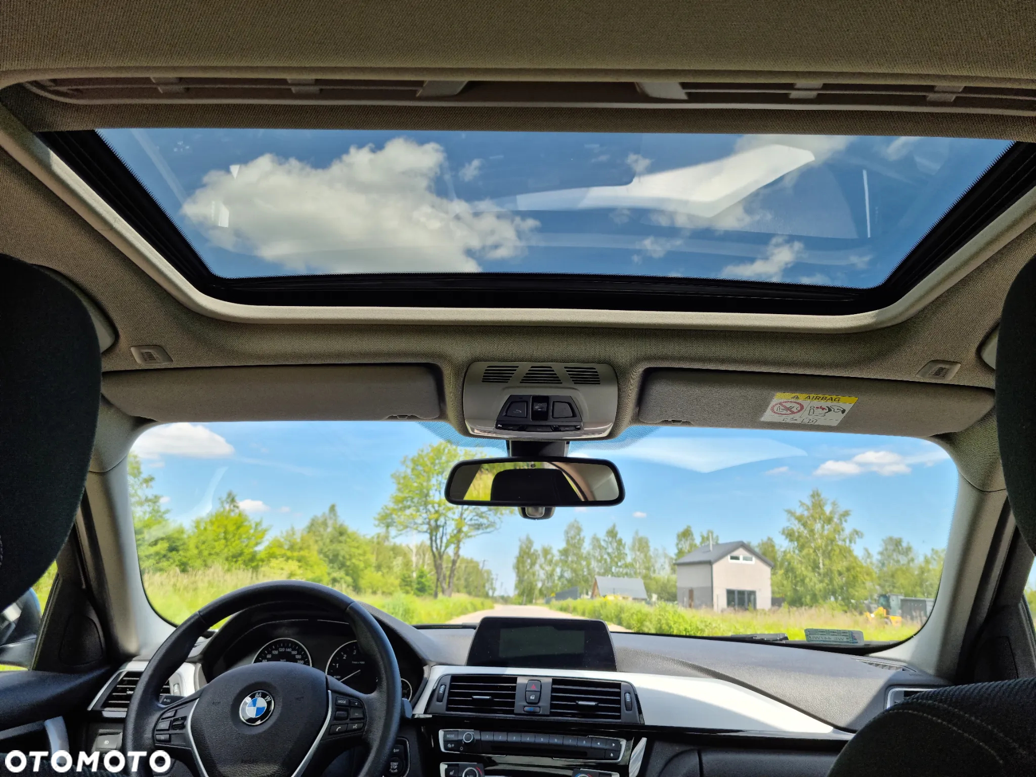 BMW Seria 3 330i Advantage - 29