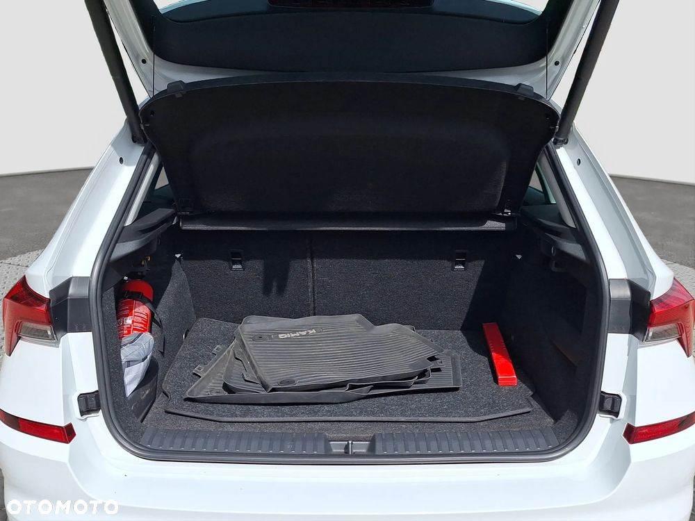 Skoda Kamiq 1.0 TSI Style DSG - 25