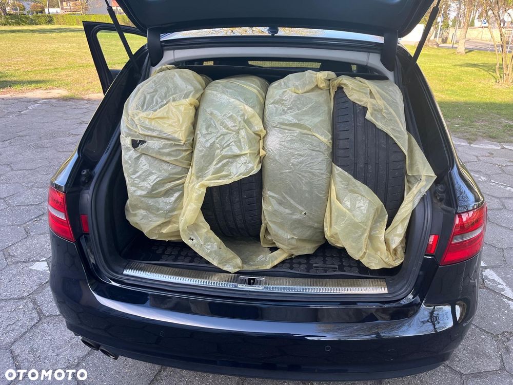 Audi A4 Avant 2.0 TDI Multitronic - 6