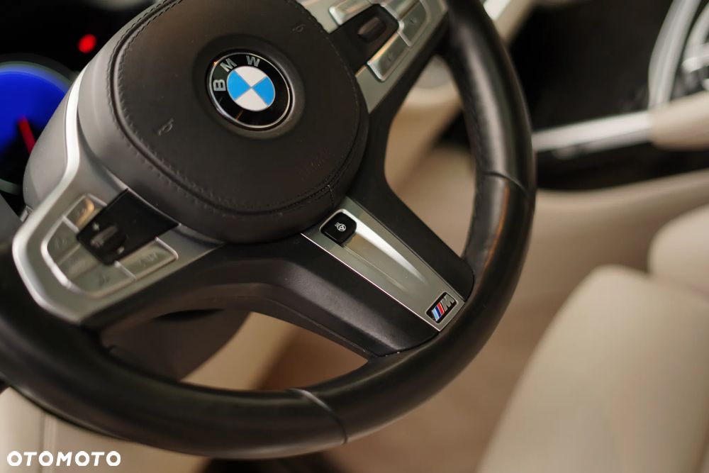 BMW Seria 7 750d xDrive - 10
