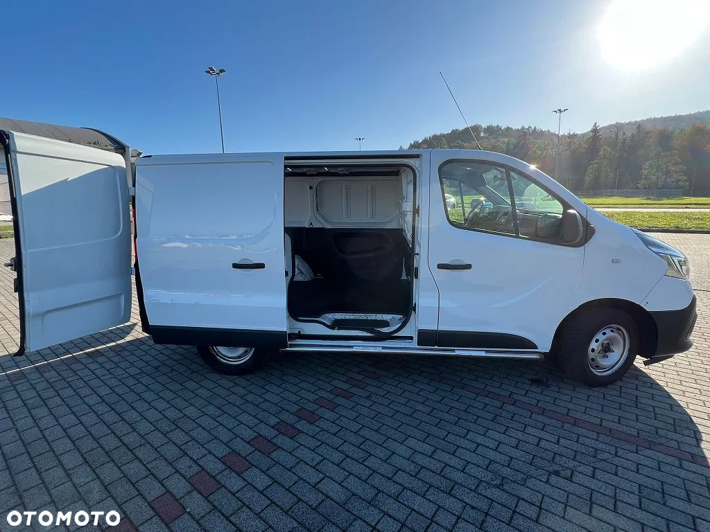 Renault Trafic - 10