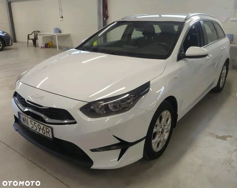 Kia Ceed 1.5 T-GDI M - 25