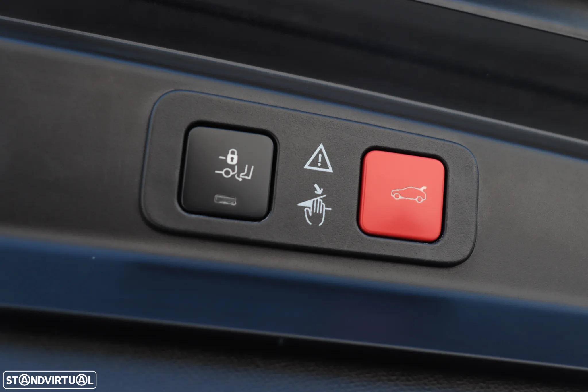 Peugeot 5008 1.2 PureTech Allure EAT8 - 37