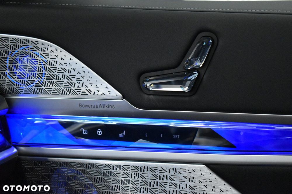 BMW Seria 7 - 21