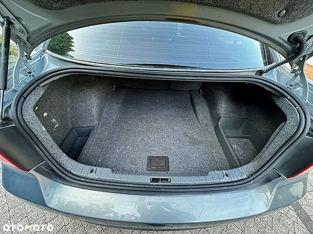 BMW Seria 3 - 16