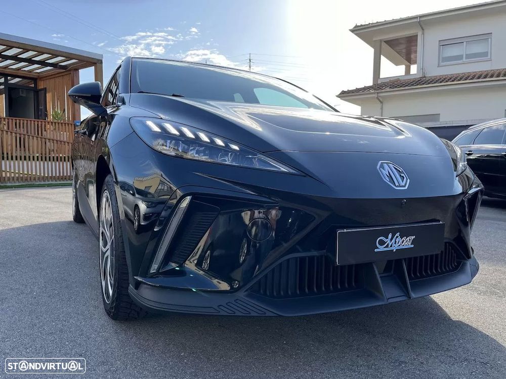MG MG4 64 kWh Luxury - 48