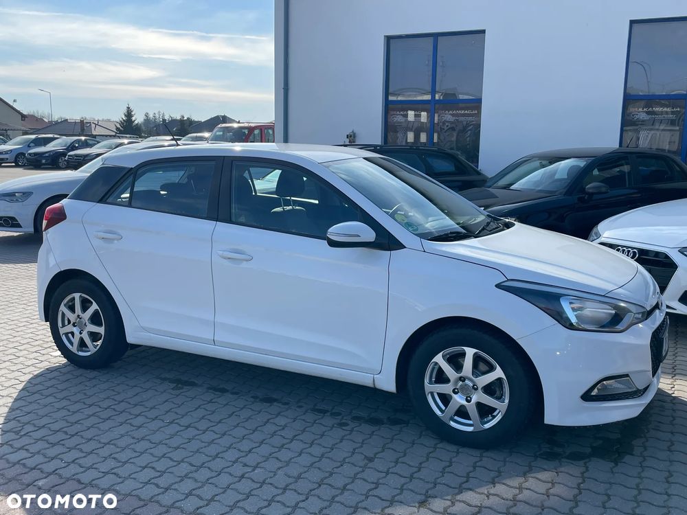 Hyundai i20 1.1 CRDi Passion - 7