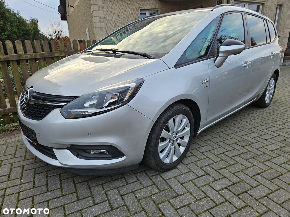 Opel Zafira Tourer 2.0 CDTI ecoFLEX Start/Stop drive - 2