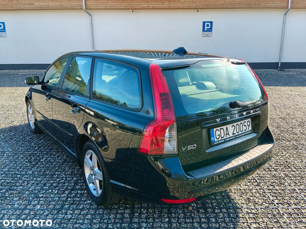 Volvo V50 1.8 Momentum - 9