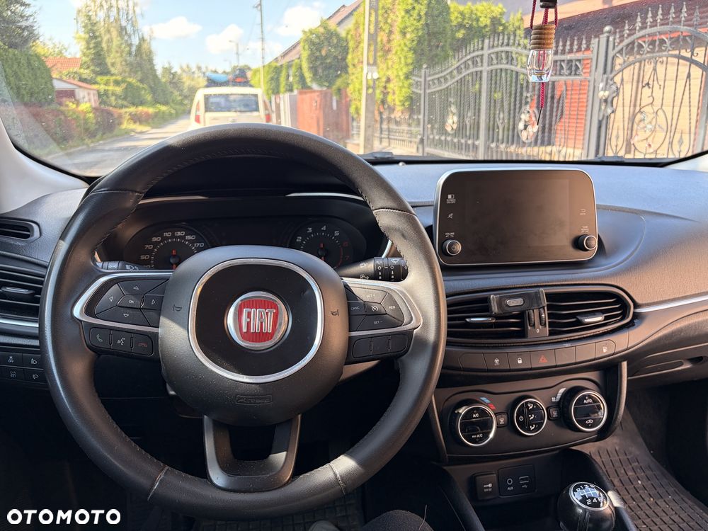 Fiat Tipo 1.4 T-Jet 16v Lounge - 22