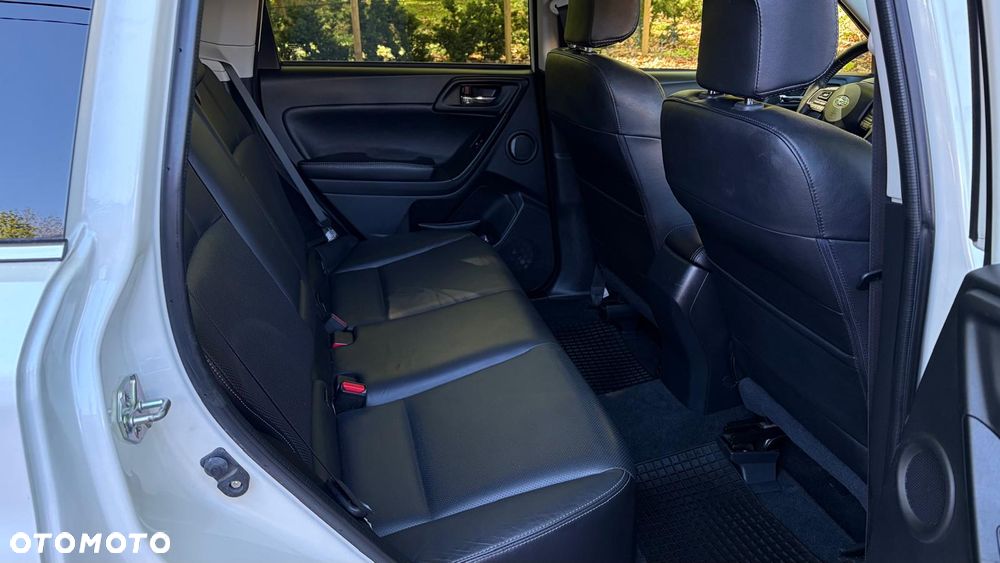 Subaru Forester 2.0 XT Sport Lineartronic - 10