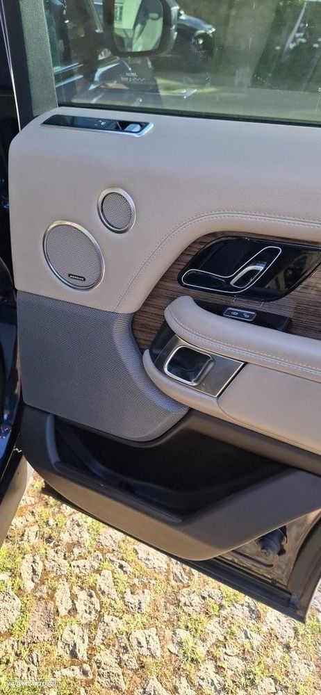 Land Rover Range Rover P400e Plug-in Vogue - 24