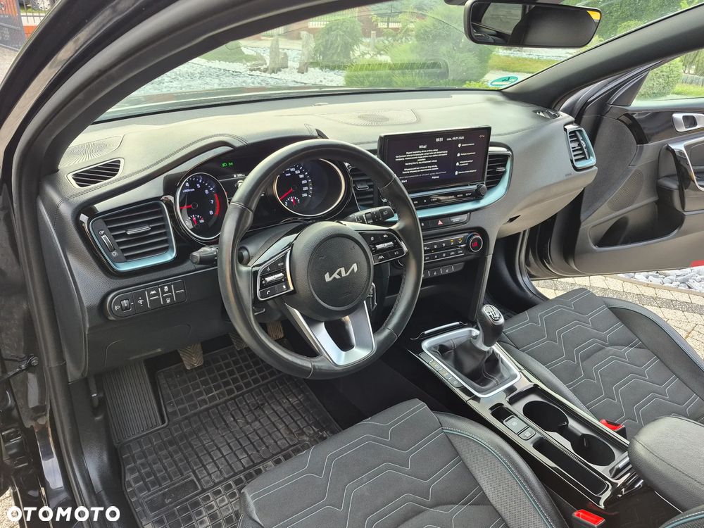 Kia Ceed 1.0 T-GDI ISG Platinum Edition - 16