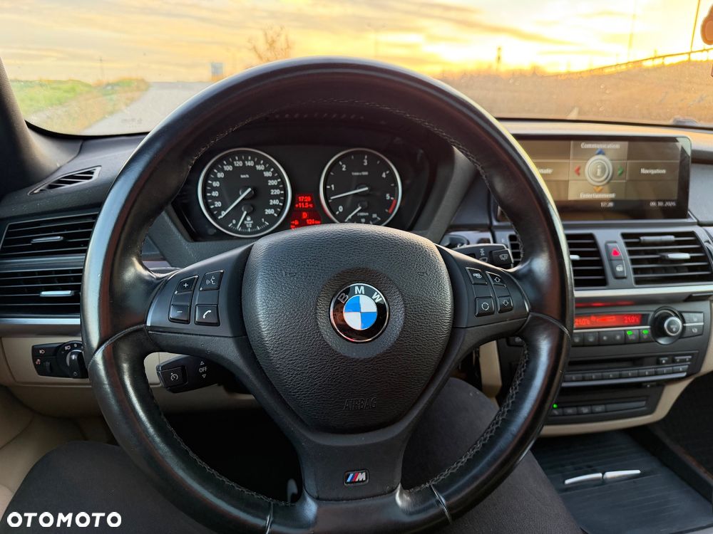 BMW X5 - 7