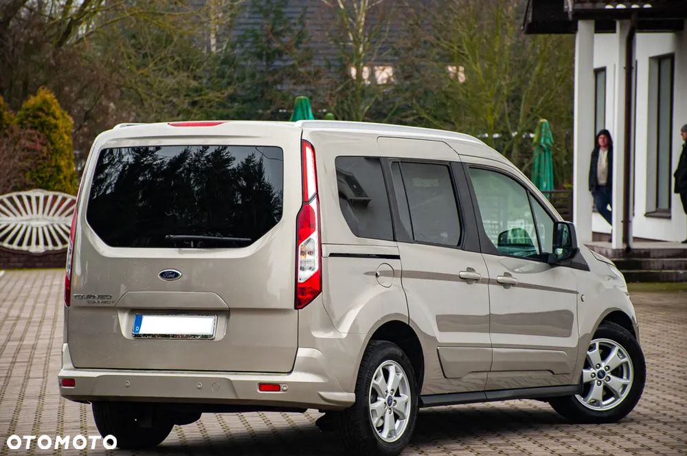 Ford Tourneo Connect 1.6 TDCi Start-Stop Titanium - 17