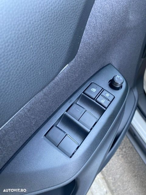 Toyota Yaris Cross 1.5 VVT-i HSD 4x2 Active - 15