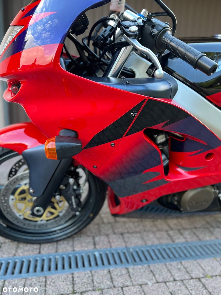 Kawasaki ZX - 21