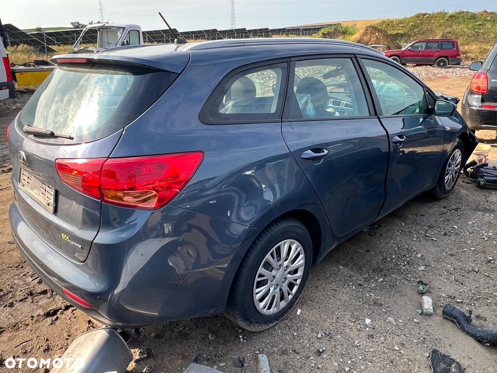 Kia Ceed II kombi (D7) części zderzak klapa błotnik lampa drzwi fotele maska - 4