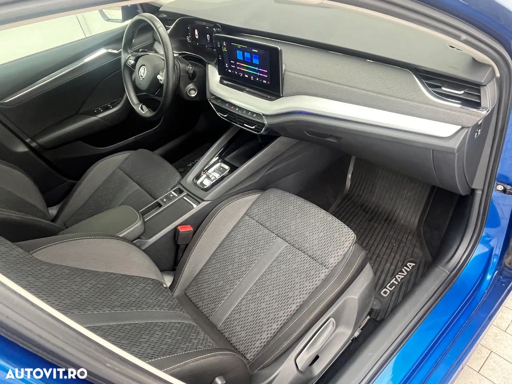 Skoda Octavia 2.0 TDI DSG Style - 12