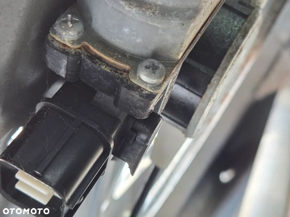 DRZWI LEWE  PRZOD SUBARU OUTBACK V - 21