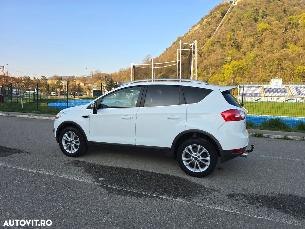 Ford Kuga - 3