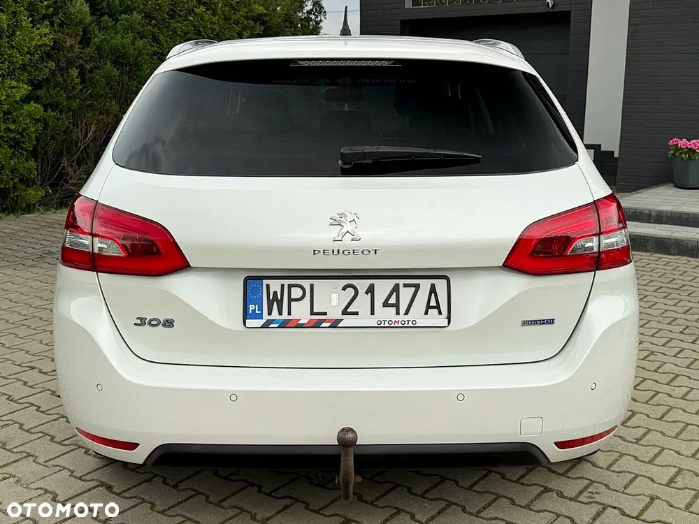 Peugeot 308 1.6 BlueHDi Allure S&S - 11
