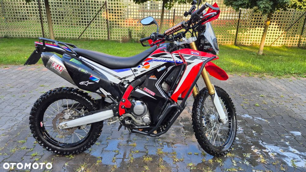 Honda CRF - 4