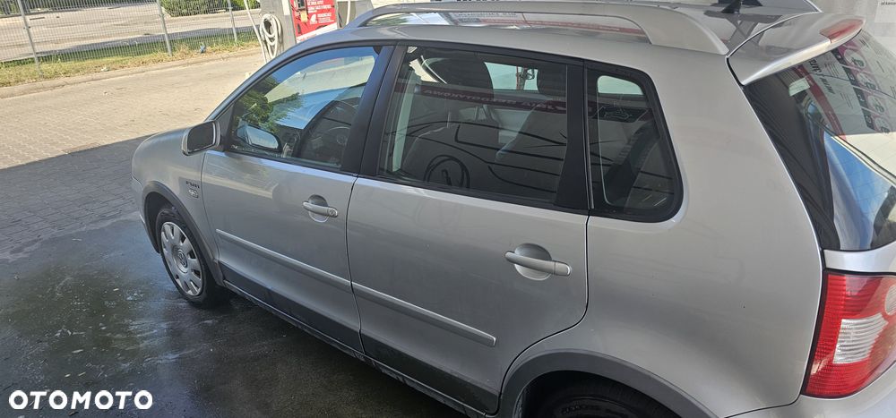 Volkswagen Polo 1.4 Fun - 22