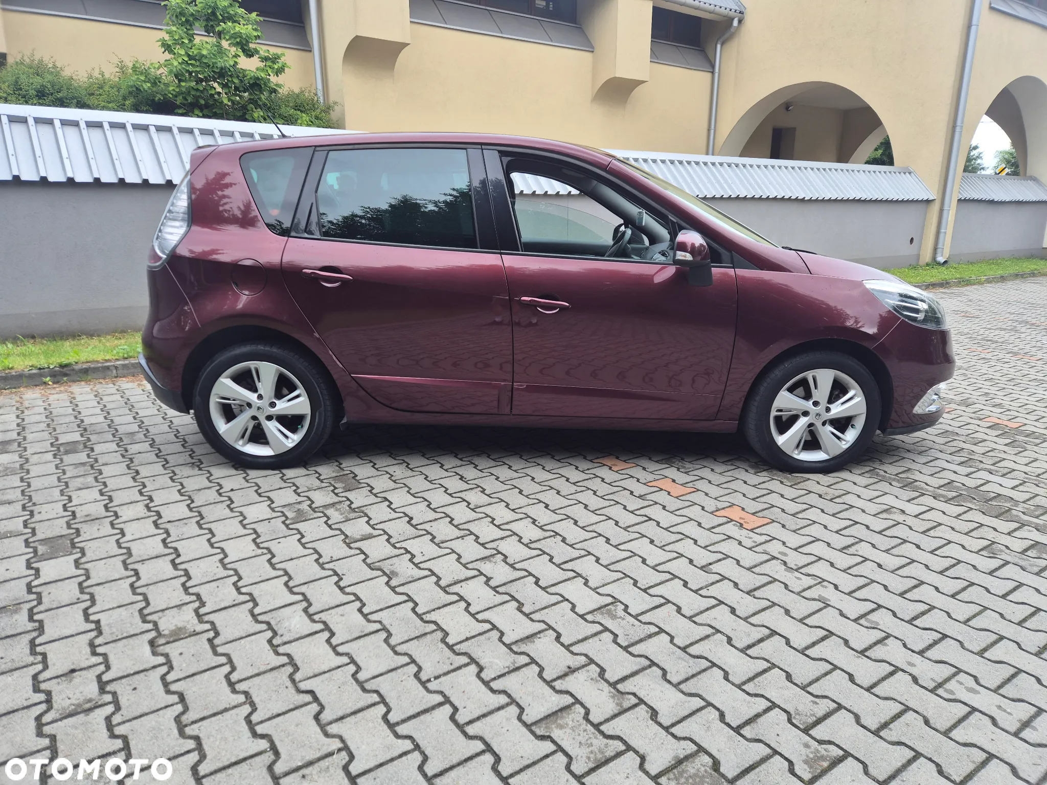 Renault Scenic - 5