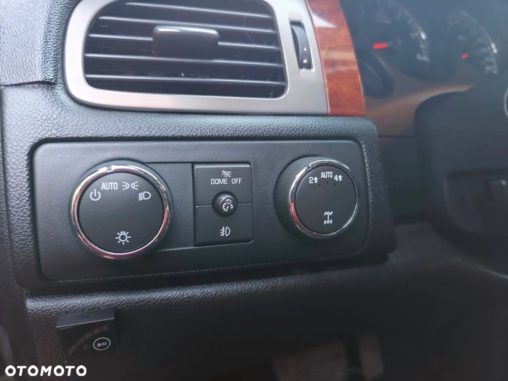 Chevrolet Tahoe - 24