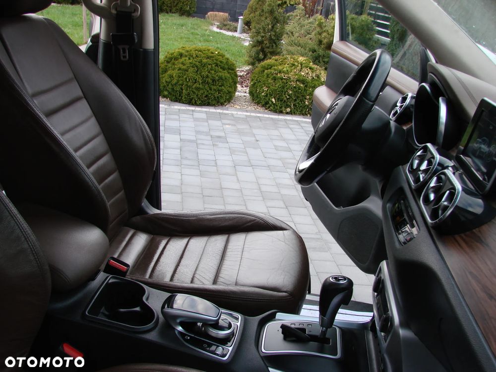 Mercedes-Benz Klasa X - 17