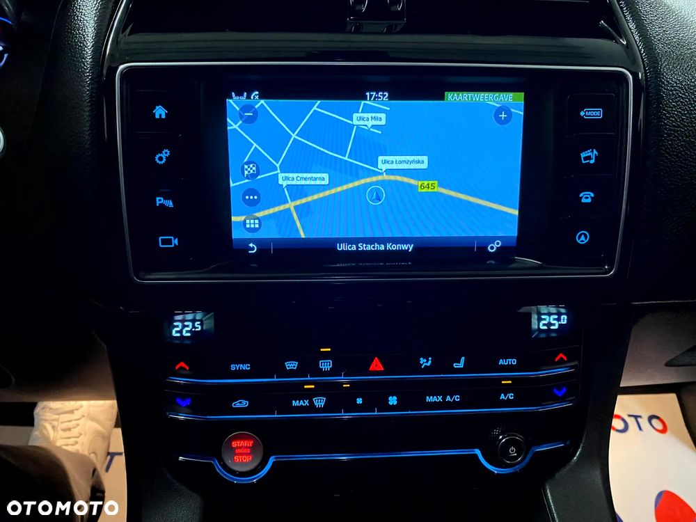 Jaguar F-Pace 20d Pure - 23