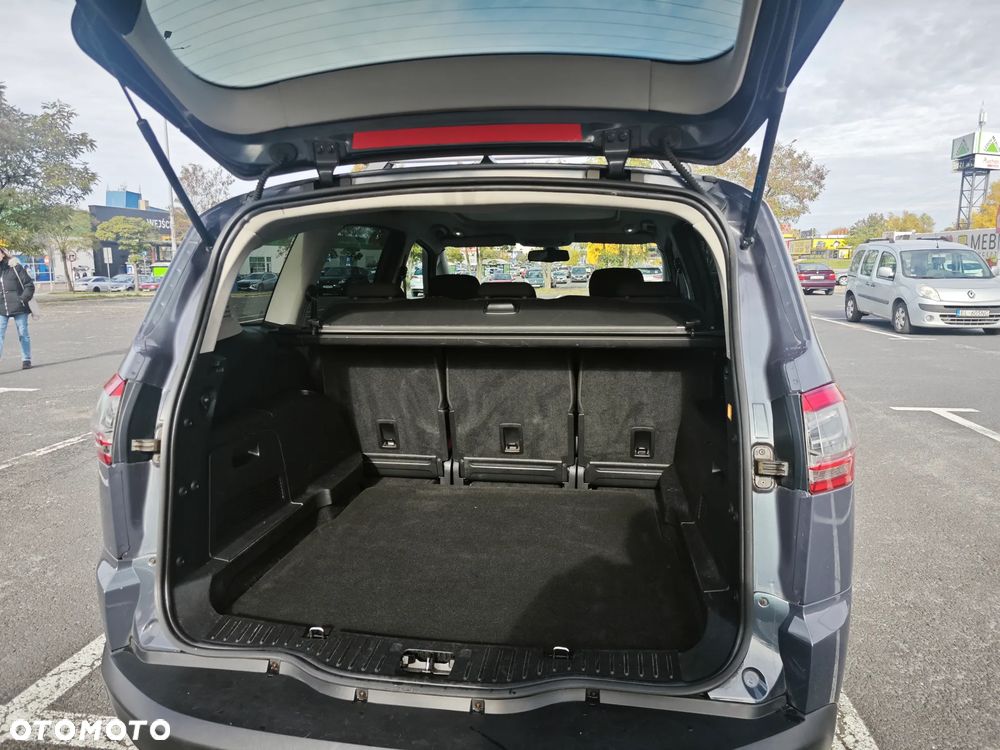 Ford S-Max - 20