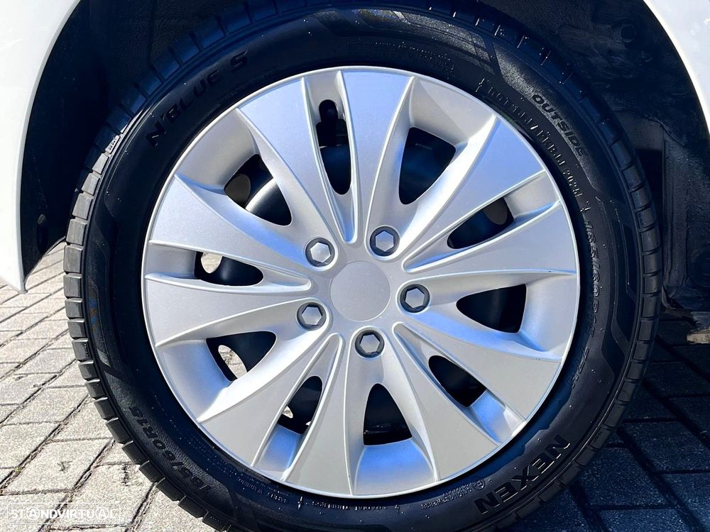 Toyota Aygo 1.0 X-Play+AC+X-Touch - 35