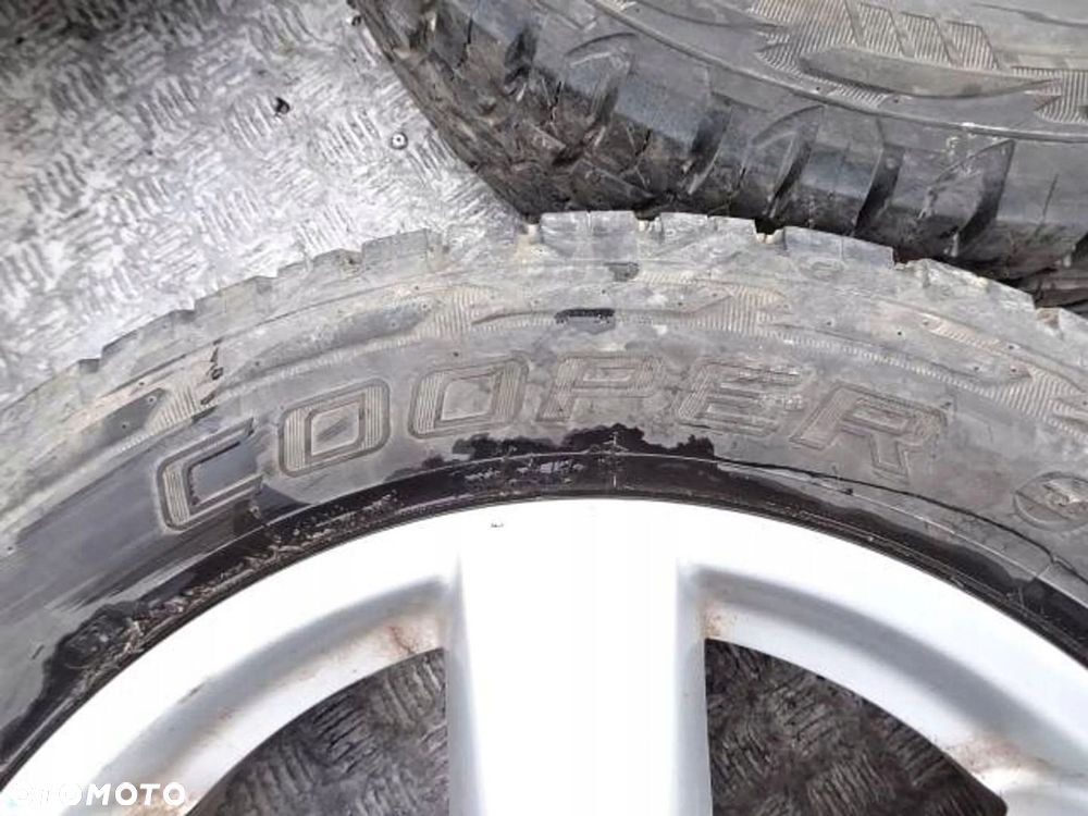 Alufelgi z oponami KPL. Nissan X-Trail T31 17" 5x114.3 ET 45 - 4