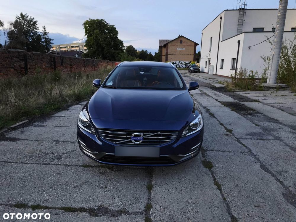 Volvo V60 D4 AWD Ocean Race - 4