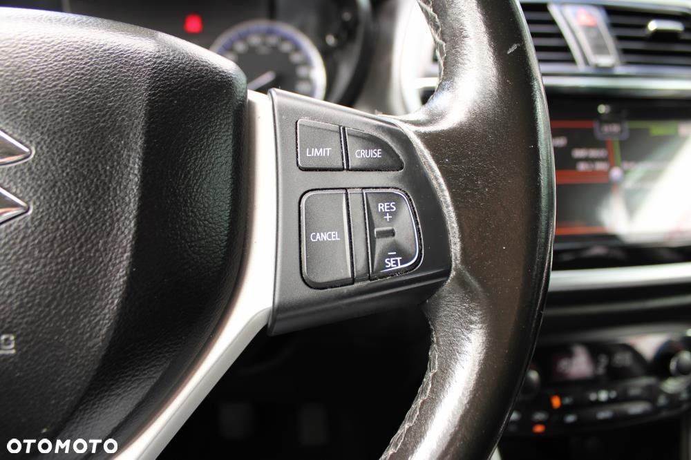 Suzuki SX4 S-Cross - 13