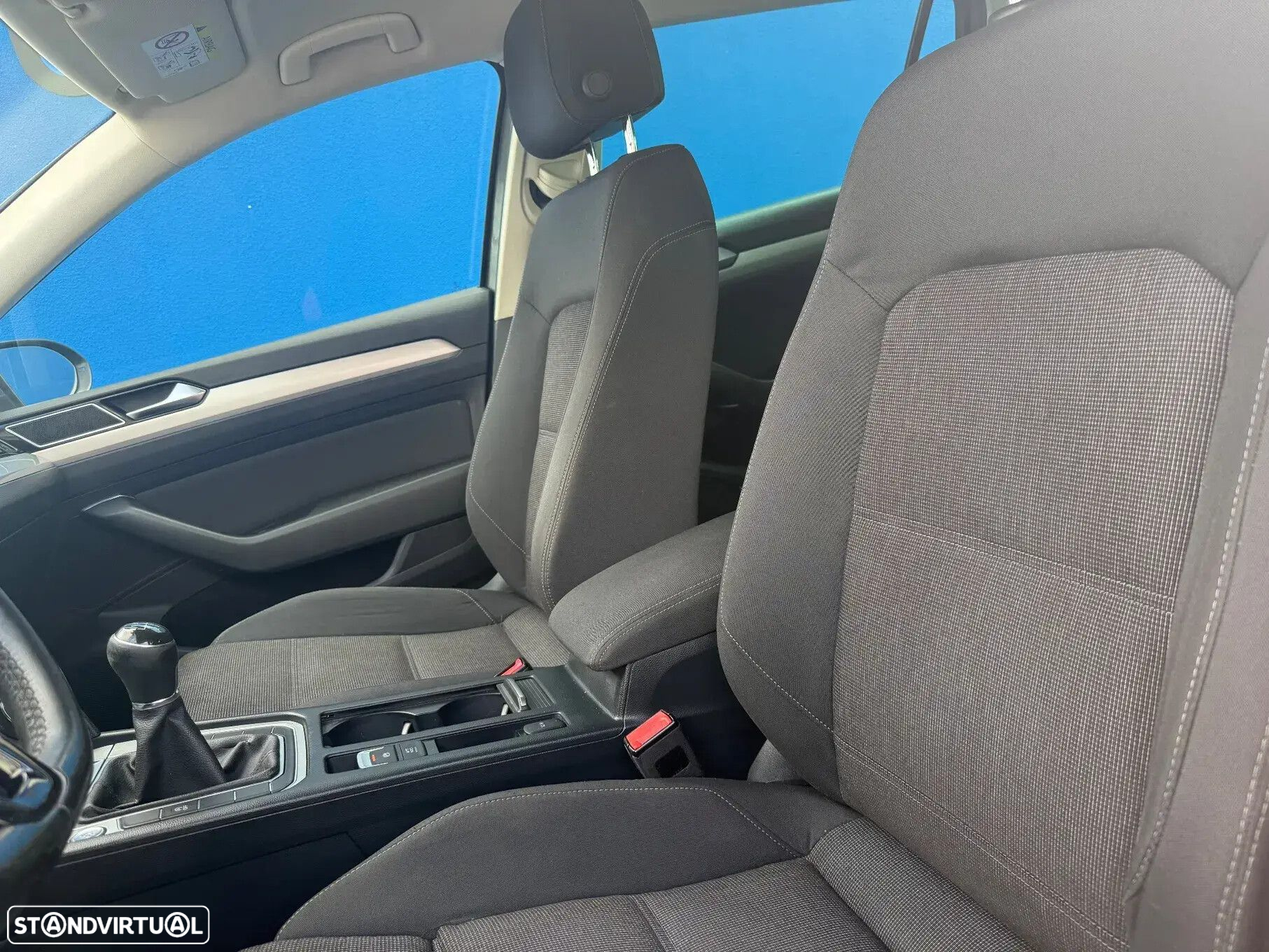 VW Passat Variant - 9