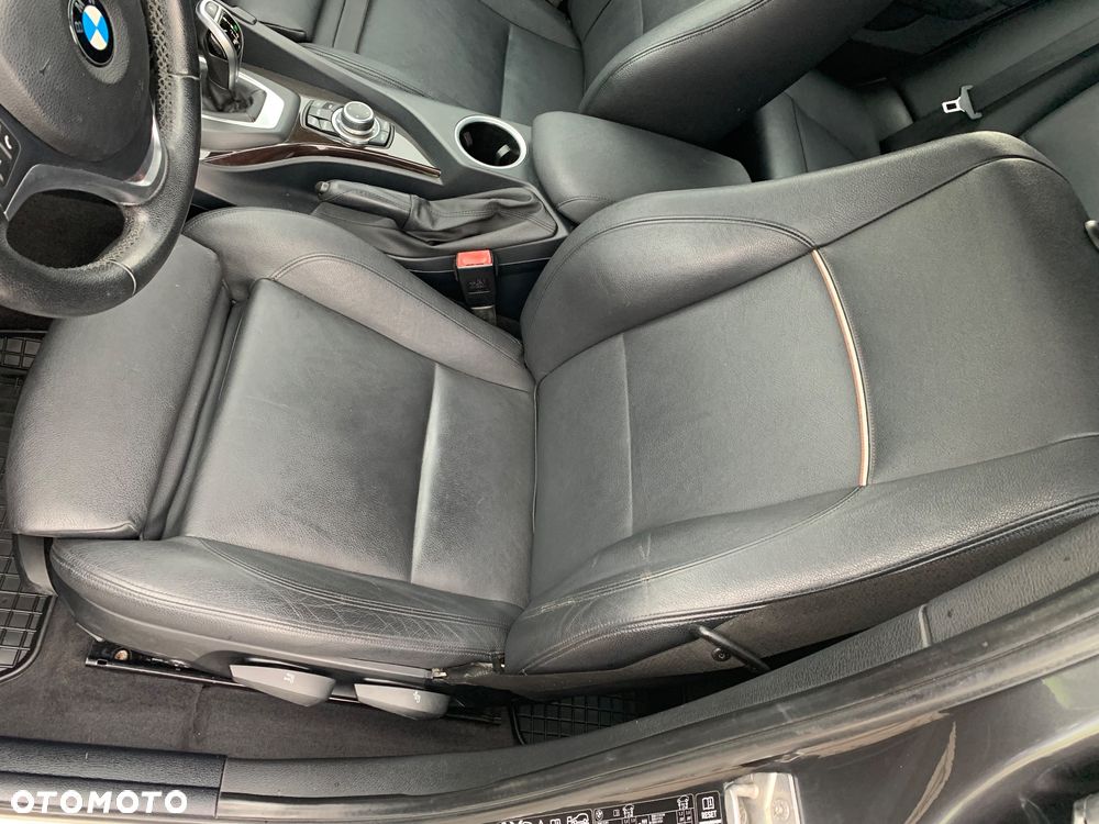 BMW X1 xDrive20d Sport Line - 14