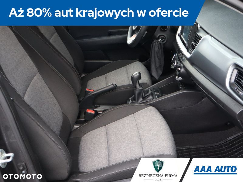 Kia Stonic - 10