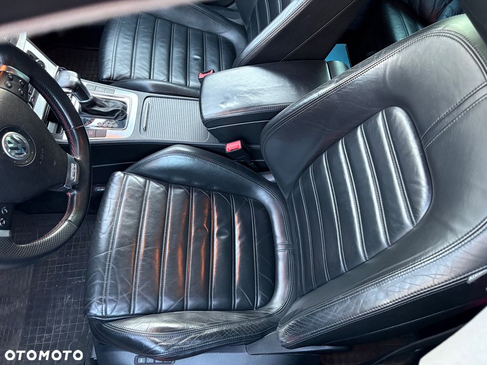 Volkswagen Passat - 25