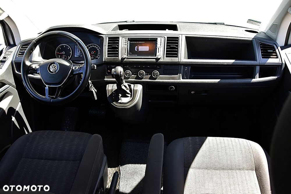 Volkswagen Caravelle 2.0 TDI L2 Comfortline DSG - 18
