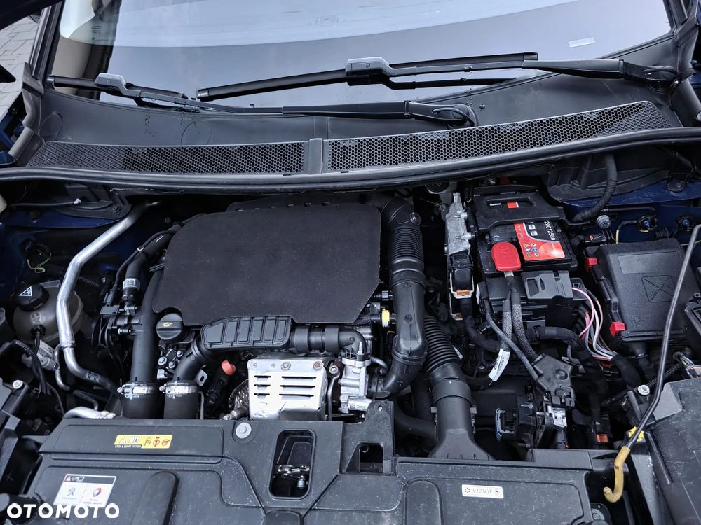 Peugeot 3008 1.2 PureTech Allure S&S - 16