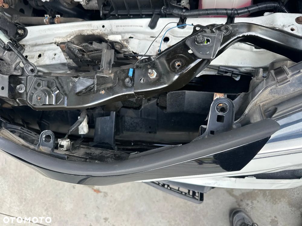 Toyota C-HR 1.8 Hybrid Prestige - 12